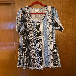 Lularoe Perfect T